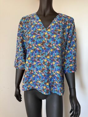 203. NWT ICHI Blue Floral Blouse Boho V-Neck Flowy Sleeve Top